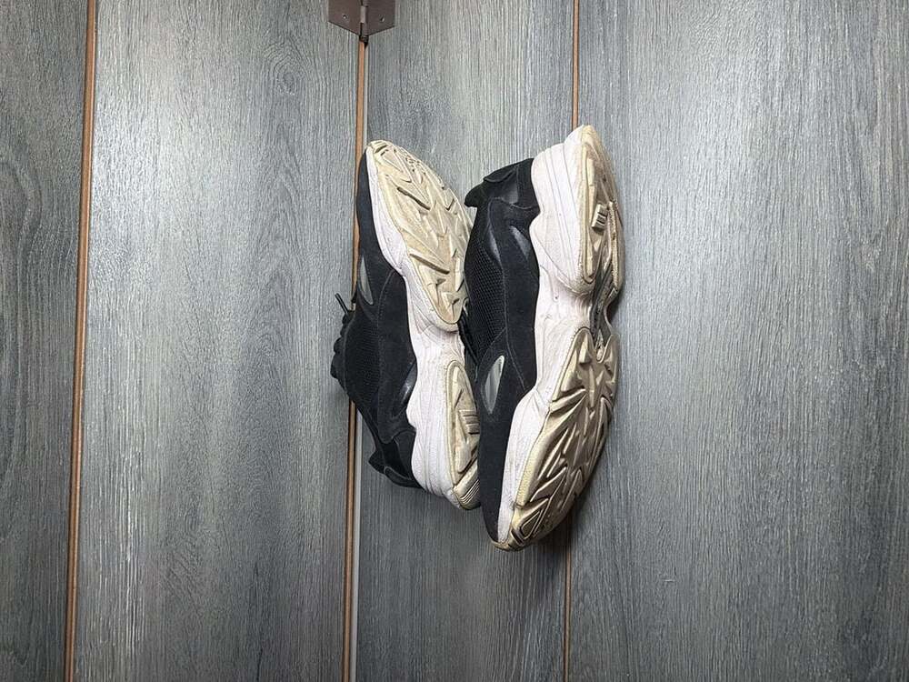 Adidas Falcon Core Black White Sneakers B28129